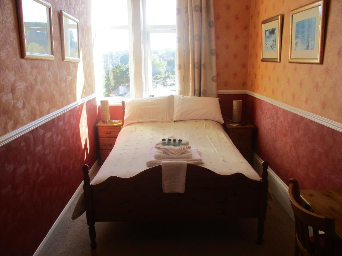 Ashwood Grange Bed & Breakfast Торки Екстериор снимка