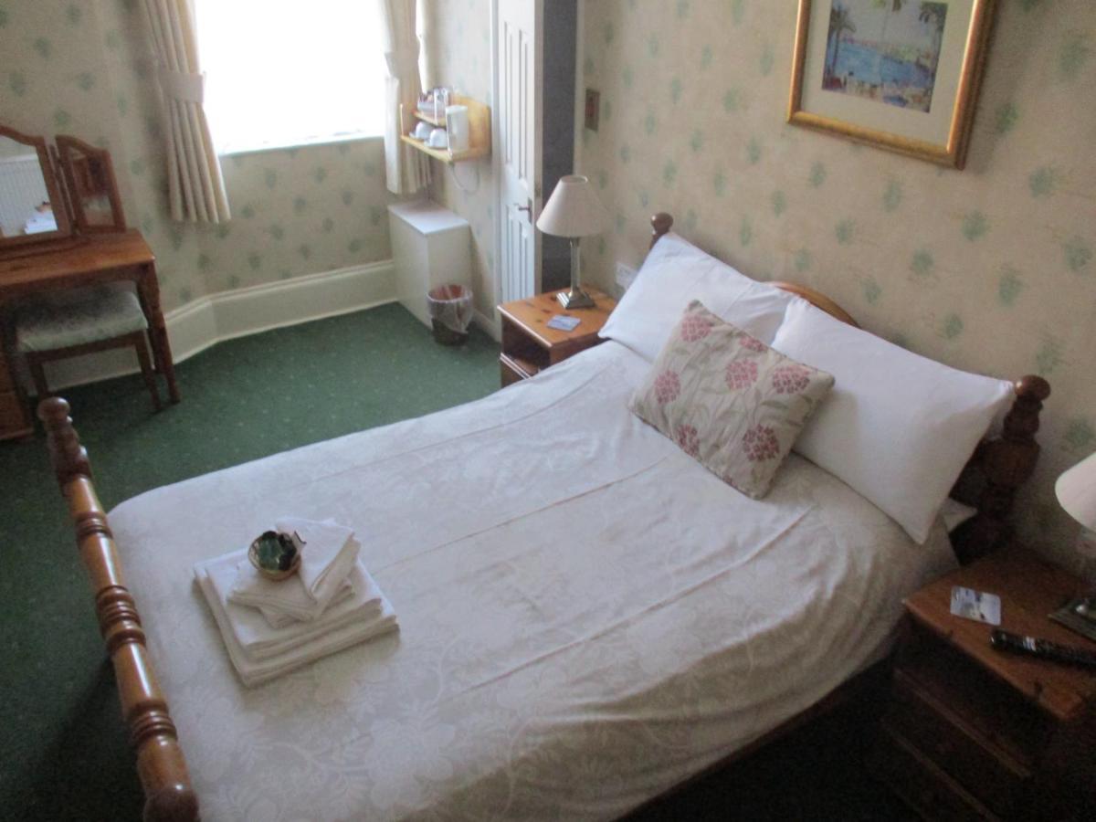 Ashwood Grange Bed & Breakfast Торки Екстериор снимка