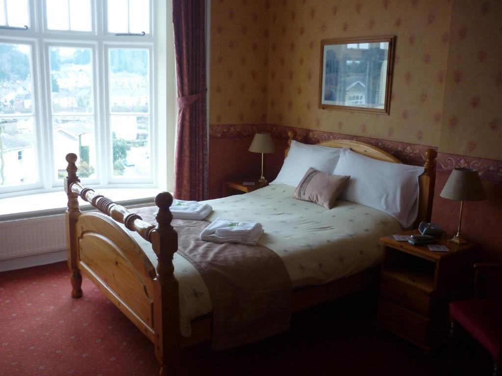 Ashwood Grange Bed & Breakfast Торки Екстериор снимка
