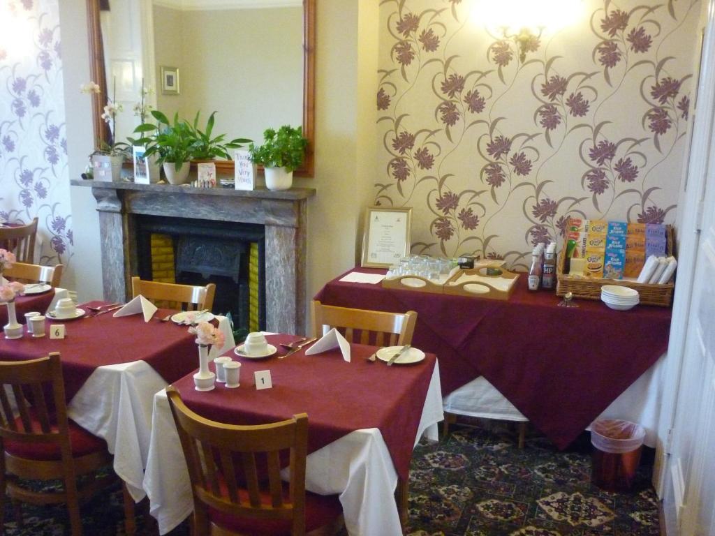 Ashwood Grange Bed & Breakfast Торки Екстериор снимка