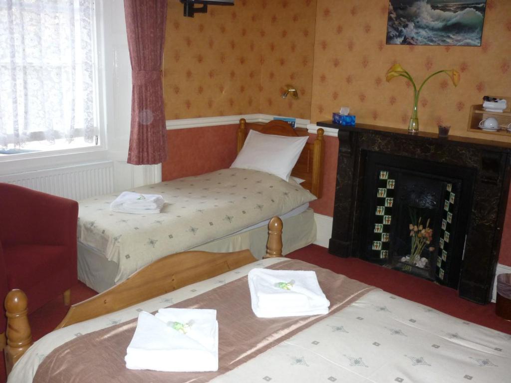Ashwood Grange Bed & Breakfast Торки Стая снимка