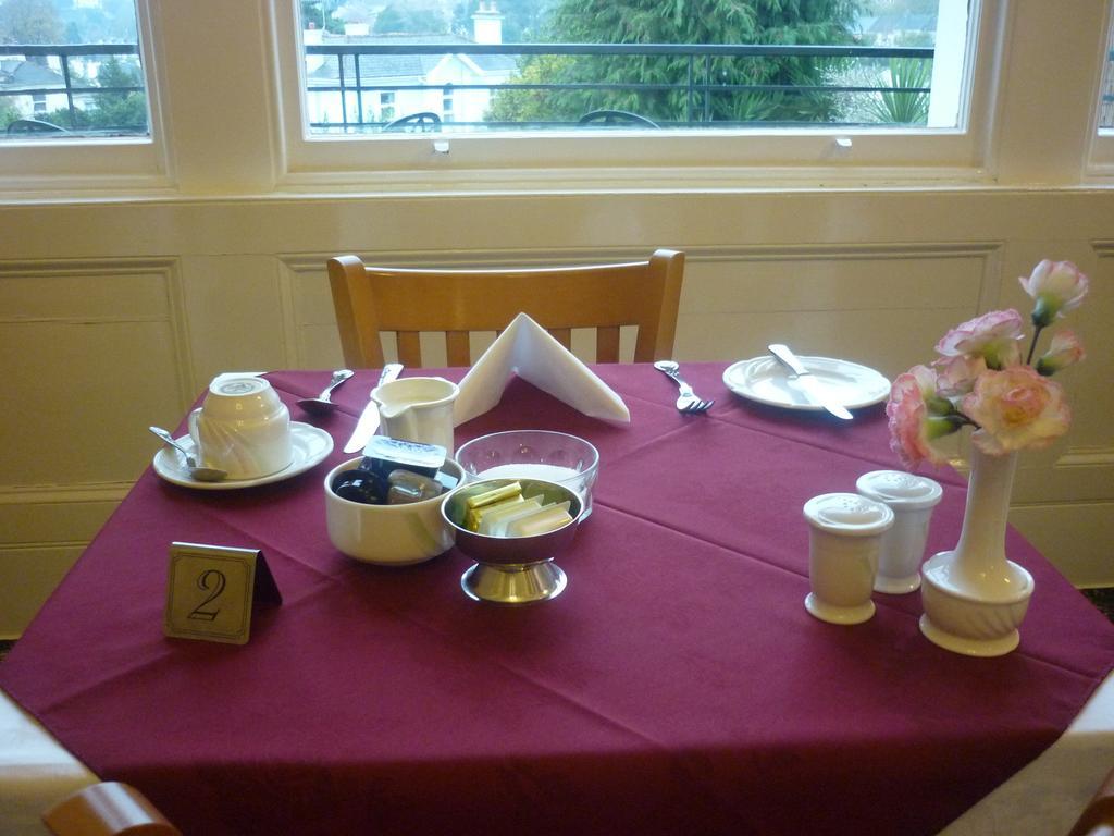 Ashwood Grange Bed & Breakfast Торки Екстериор снимка