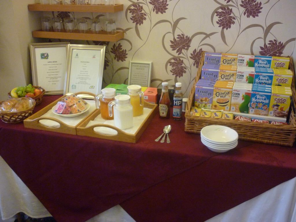 Ashwood Grange Bed & Breakfast Торки Екстериор снимка